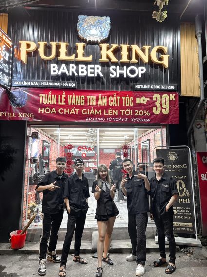 Bảng tôn rất được các Barbershop ưa chuộng