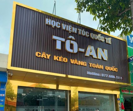 Bảng tôn sơn nâu viền alu vàng