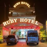Khảo sát làm bảng hiệu hotel
