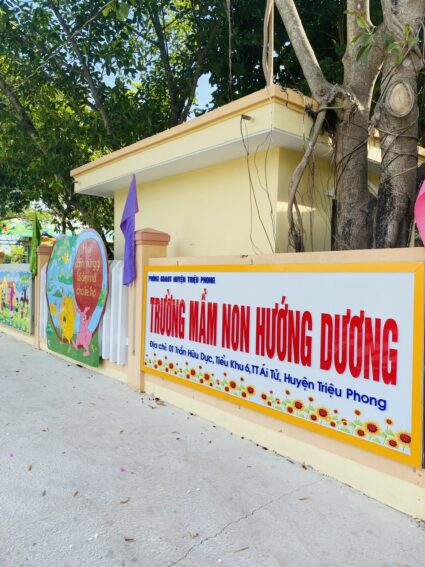 thi công bảng hiệu mầm non