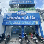 Bảng hiệu phòng khám nhi