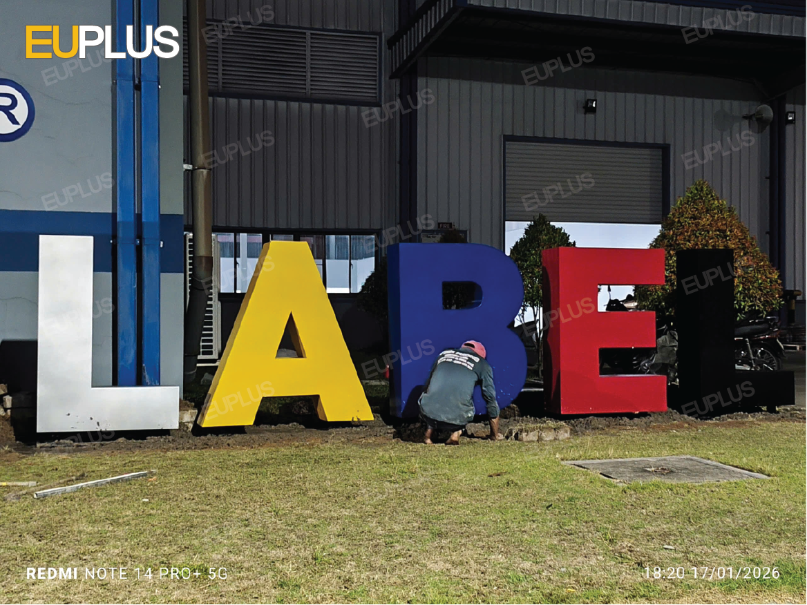 đơn vị thi công logo